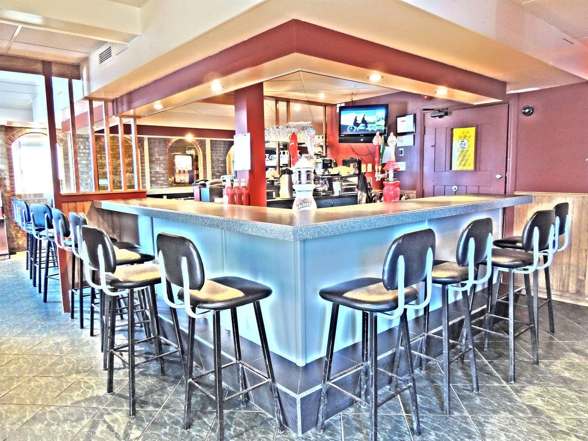 Rodeway Inn Gaspé Extérieur photo
